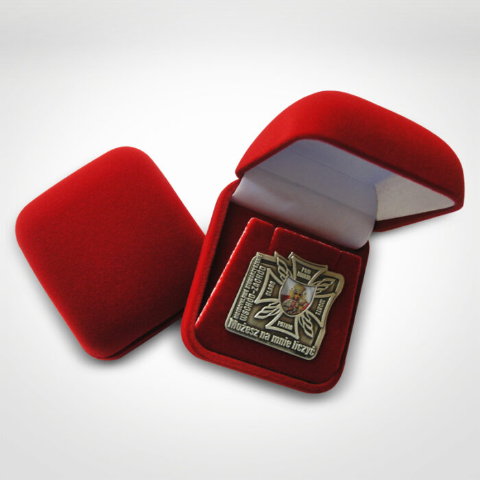 ETUI zamykane na medale 02