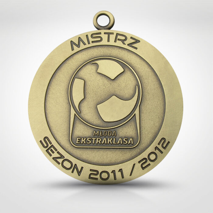 Pins, medal z motywem piłki nożnej Młoda Ekstraklasa (2A)