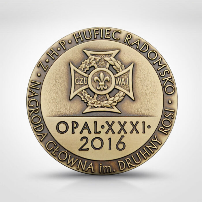 przypinka z honorem i charakterem ZHP Radomsko 2